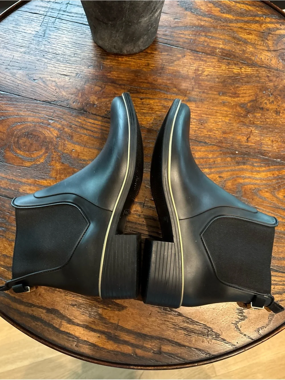 Kate Spade New York SEDGEWICK Black Rubber Rain Boots,Feminine,Chelsea Ankle, 8